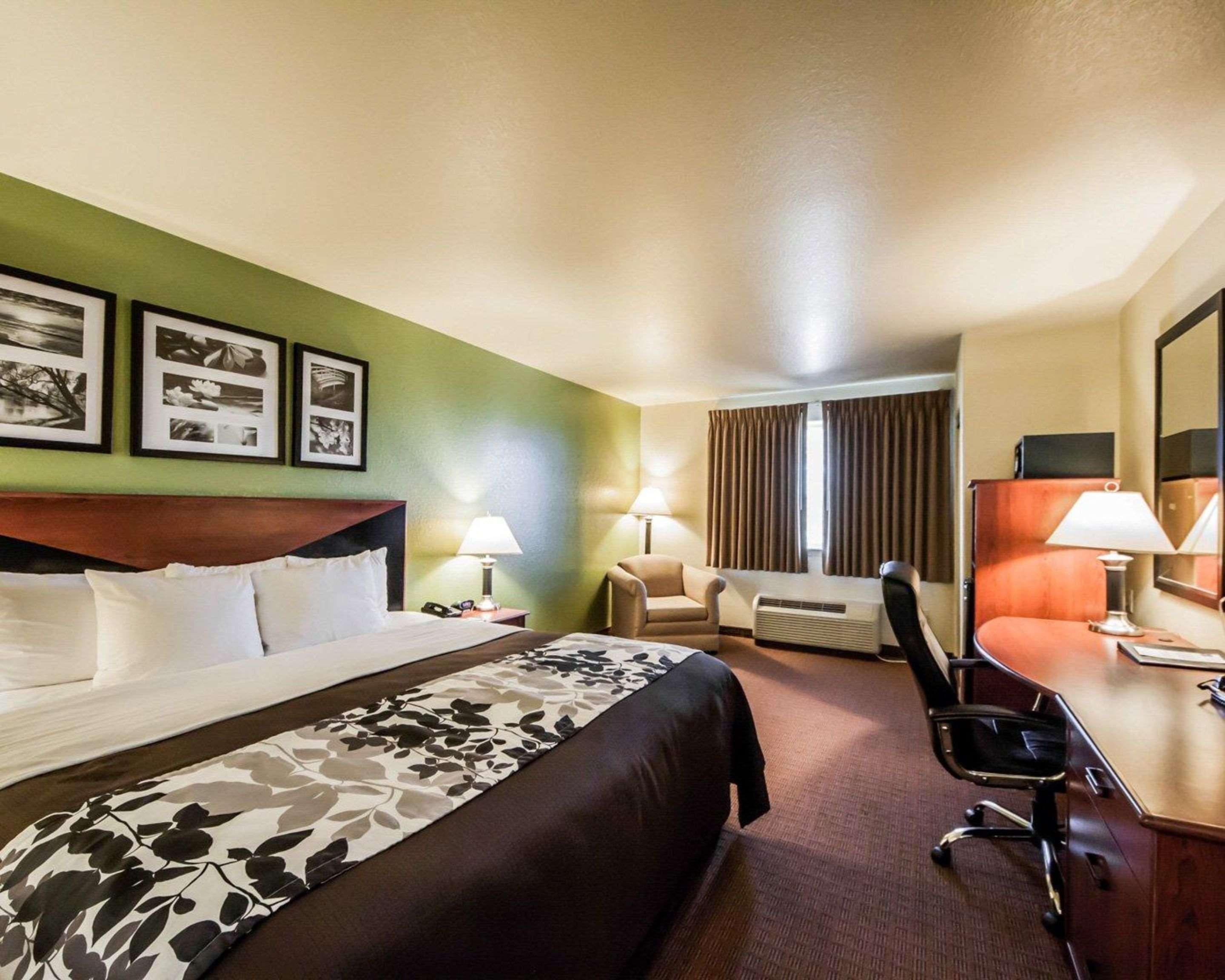 Sleep Inn & Suites Shamrock Exterior photo